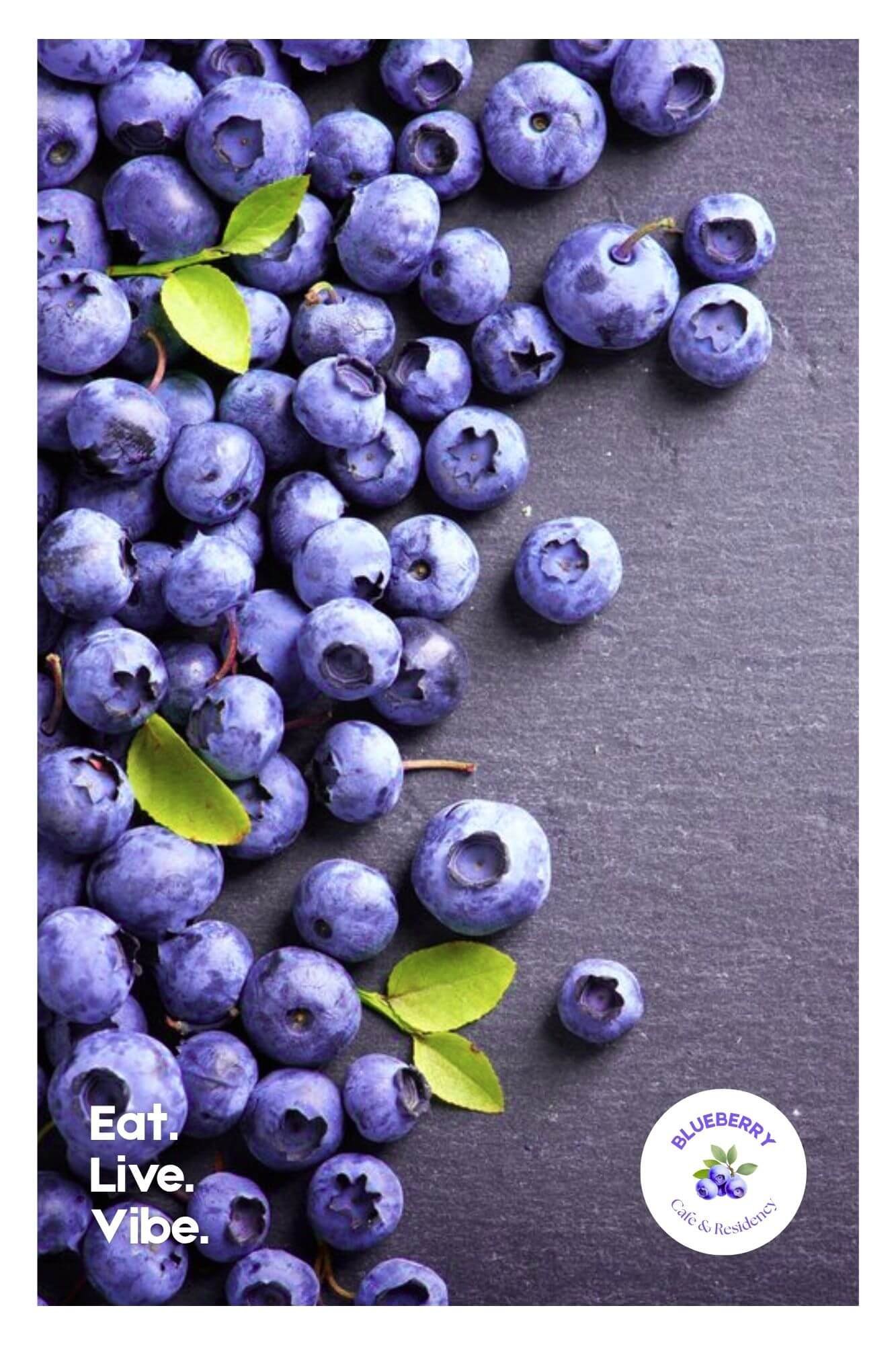 Blueberry wallpaper — dining zone